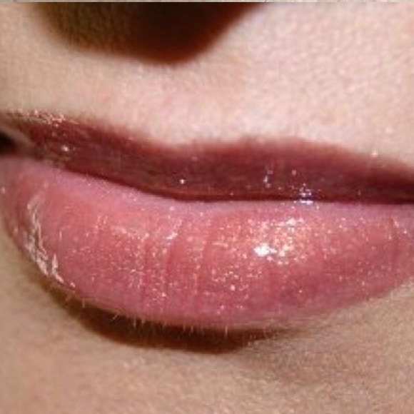 🔥3/$35🔥 MAC Power Supply Plushglass - Picture 5 of 7